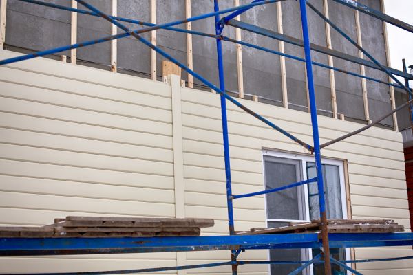 Loose Cladding Repair in Cumming