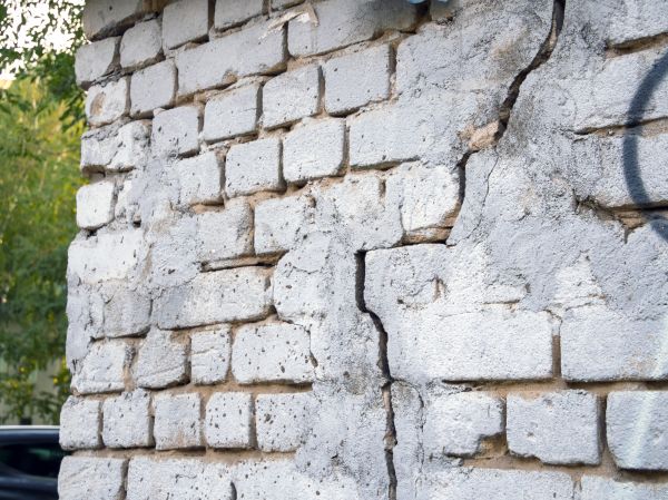 Cracked Brick Wall Repair in Cumming